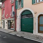 Desenzano-moderno In Pieno Centro Apartmán
