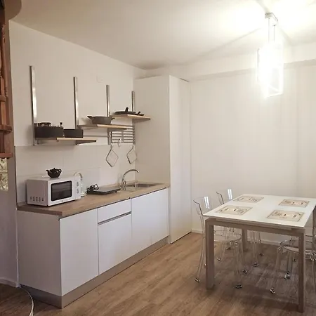 Desenzanocentro Da Scott Wifi Free Apartment Desenzano del Garda